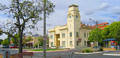 Yarrawonga information